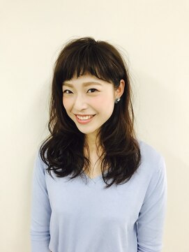 パチャールヘアー(PACAR HAIR) 大人のショートバングで、オフィスにもハマる、王道モテ☆ロング