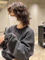 ビビト(bibito) bibito ミディアムウルフ ウェーブパーマ ソバージュ