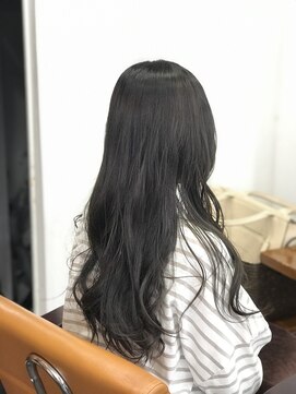 ヘアーアンドメイク アネラガーデン(HAIR&MAKE Anela garden) バイトで暗くしないと行けないけど、オシャレに暗くしよう！