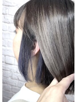リヒト ヘアワークス(Licht HairWorks) インナーカラーネイビーシルバー
