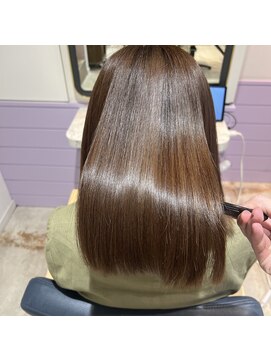 ネオリーブエクラ 上野御徒町店(Neolive eclat) ワンカラーベージュ　髪質改善