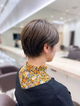 シュク 高円寺(SYUK) SYUK kazu 【高円寺 顔まわりカット 髪質改善 ハイライト 】