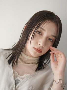 ラヴィズム(LUVISM) レイヤーミディアムベージュ万代新潟駅前