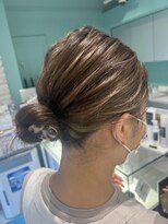 リーホリエ(Lee Horie) 【高木】白髪ぼかしハイライト◎