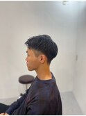 20代30代40代ブルーブラック刈り上げスパイキーショート