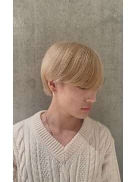 モニカ(MONIQA) ペールベージュ