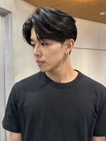 センターパートニュアンスパーマ