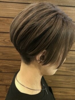 髪質やクセを見極め、あなたにぴったりのスタイルをご提案♪再現性が高く、扱いやすいスタイルが叶う☆