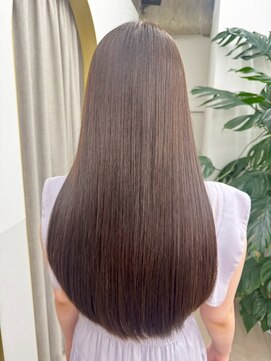 ロウ 町田(ROW) 働く大人女性の為のカット×カラー【ROW町田】