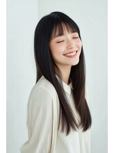 クロス(CROSS)&nbsp;大人ナチュラル艶ロングヘア