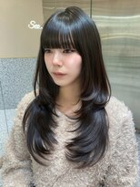 ルームバイシー 新宿(Loom. by Sea) ワンホンレイヤー×ダークブルー/髪質改善/縮毛矯正/小顔