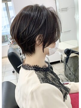 ユーフォリア エヌ 池袋サンシャイン通り店(Euphoria +n) 大人可愛い 20代30代40代 丸みショート くびれショート◎