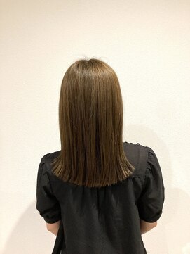 リバティ 登戸(Liberty) 外ハネミディアム×オリーブベージュ