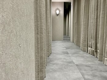 アルジェンタム 戸越品川(Argentum.)の写真/完全個室の落ち着く空間◇経験豊富なベテランスタイリストが高いカット技術で施術します！[品川]