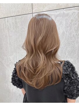 ロシェ 横浜店(loche) フェミニンロング×韓国風巻き×髪質改善[横浜駅]