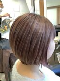 大人ショートボブショートカットココアアッシュくびれミディ