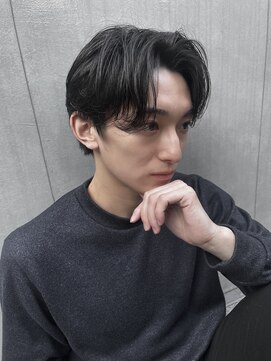 アリーズ シブヤ(ALLYS shibuya) 毛流れセンターパート