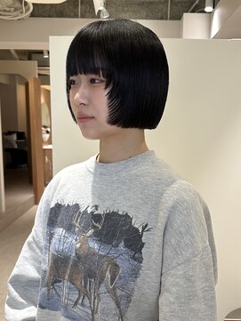 ユー セント(yew scent) 顔まわりレイヤー　ミニマムボブ