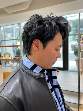 ピークアブー ワン(PEEK-A-BOO ONE) 無造作パーマメンズショートメンズヘア