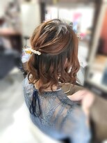 クリーム(Cream)&nbsp;ハーフアップヘア(ミディアムボブ)