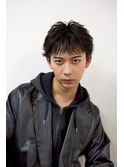 無造作　フェザーショート　ツーブロ