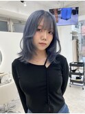 くすみブルー
