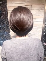 ミッシェル アフロート(michelle afloat)&nbsp;20代30代40代50代菱形くびれ小顔ショートラウンドCカーブカット