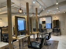 アグ ヘアー ブクシス 貝塚店(Agu hair buxus)の雰囲気（こだわりが詰まった空間★リラックスしてお過ごしください。）