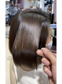 驚異の艶と髪質改善ストレート!