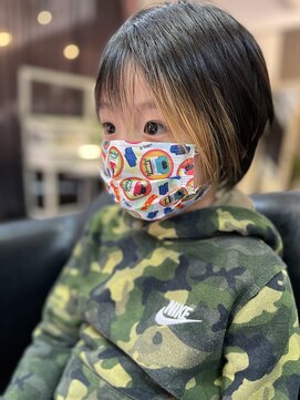 ヌーベルヴァーグ(Nouvelle Vague) 【ブリーチ×インナーカラー】チャイルドカット☆