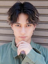 カライングドゥ(ing deux)&nbsp;スーツ短髪ツーブロック束感モテる黒髪シークレットパーマ流行