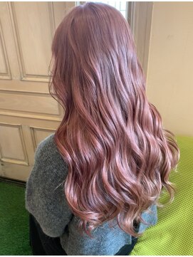 マギー(Magie+) ピンクベージュ