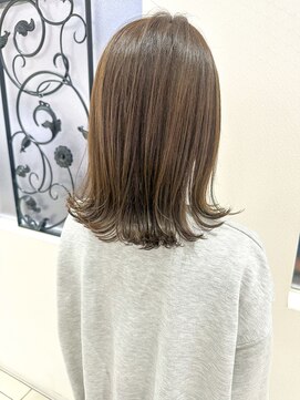 アイアール(iR) ＃小顔＃ボブ＃シアーベージュ　〈代表スタイリスト筒井〉