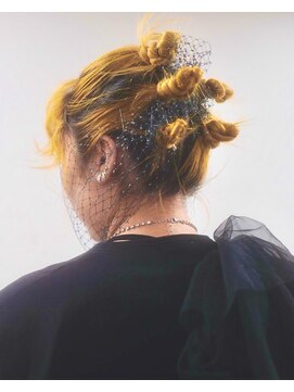 ムーン バイ ケンジ(moon by KENJE) 【hinari】#個性派ヘアアレンジ #カチモリヘア