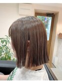 切りっぱなしボブ