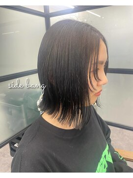 ナンバー アリア 三軒茶屋(N° aria) 外ハネボブ/大人かわいい美髪/ペールベージュ