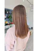 ベージュバイオレットで春らしく