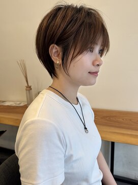 ビューエヒメ(VIEW EHIME) 小顔カットショートボブ大人可愛いアッシュオリーブ