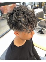 メンズサロン ガウディ 博多店(men's salon Gaudi) 金メッシュ×スペインカール