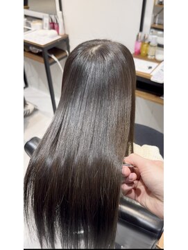 アーバン(URBAN.) 美髪ストレート【縮毛矯正】