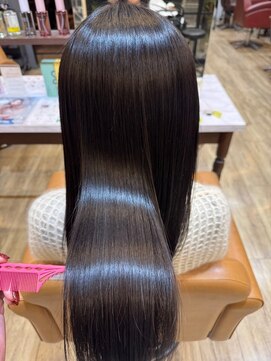 レフラム 獨協大学前店(le:fro:m) 髪質改善ストレート/縮毛矯正/30代40代50代/艶髪/獨協大学前