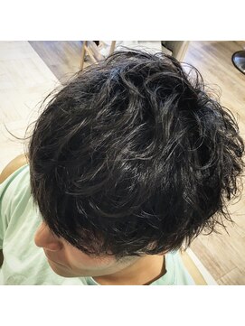 リトル アイズミ バイ ヴィーヴル(little aizumi by BIVRE) 無造作マッシュ パーマ