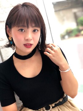 ウーロス(uros.) ショートボブ☆外ハネ