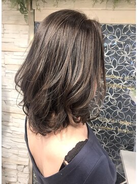 ミッシェル アフロート(michelle afloat) 20代30代40代50代ラウンドCカーブカット×ふんわりCカーブ