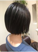 前下がりボブ