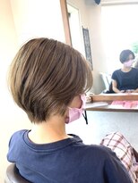 ヘアストーリー リズム(hair story r ism) うざバンクのちょい重ショート♪アッシュオリーブ♪30代40代50代