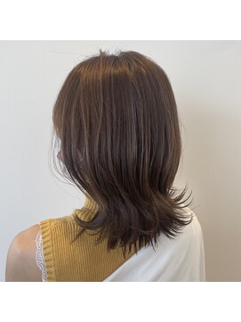 ラシェンテ リセ 西宮北口(La Sente Lycee) 20代/30代/大人かわいい/ウルフ/レイヤー/ペールカラー