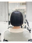纏まるシンプルボブ