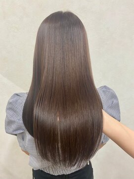 カロル 川口(Calor) 【マイナス5歳を叶える♪】［川口 髪質改善 ヘッドスパ］