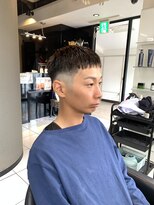 アイズ 海老名(AIZU)&nbsp;スキンフェードフェードカットクロップスタイル骨格矯正カット